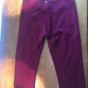Lululemon crop leggings raspberry 8